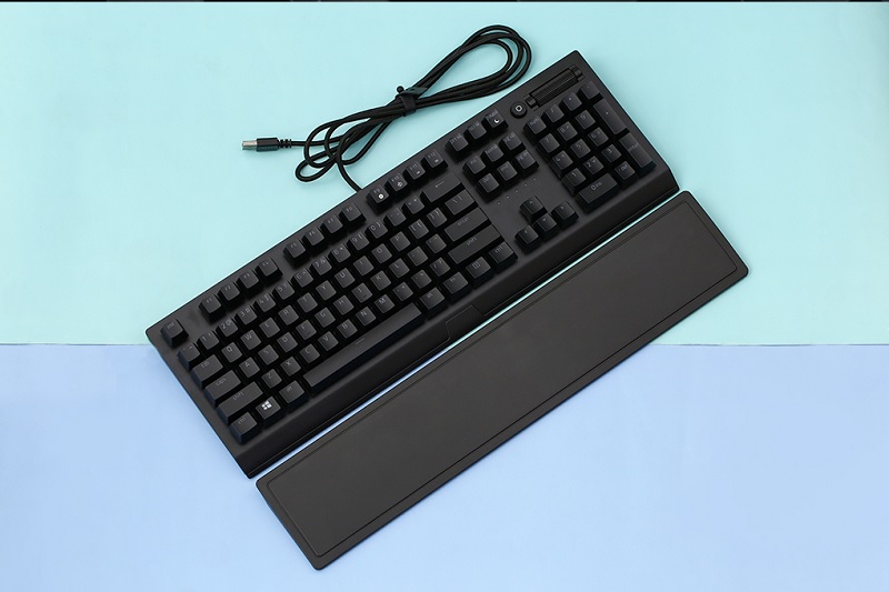 Hệ thống màu sắc đa dạng cho bạn tạo phong cách bàn phím Razer độc đáo